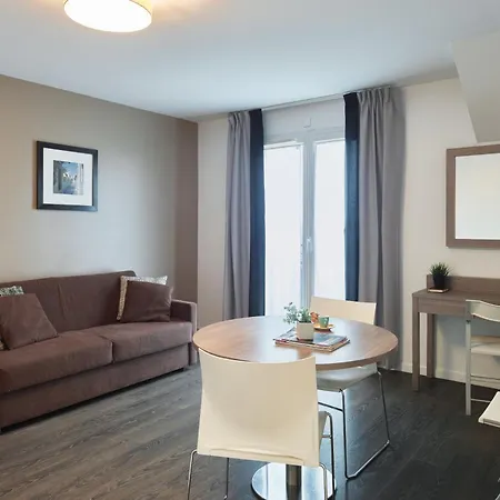 Hotel apartamentowy Zenitude Residences Village 3*