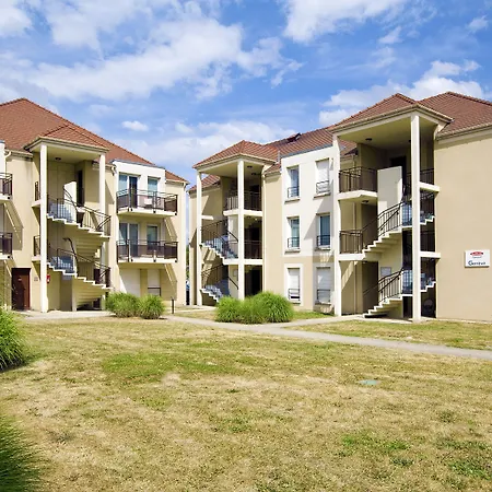 Hotel apartamentowy Zenitude Residences Village