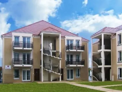 Aparthotel Zenitude Residences Village 3*