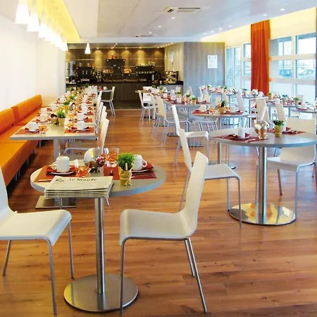 Hotel apartamentowy Zenitude Residences Village 3*