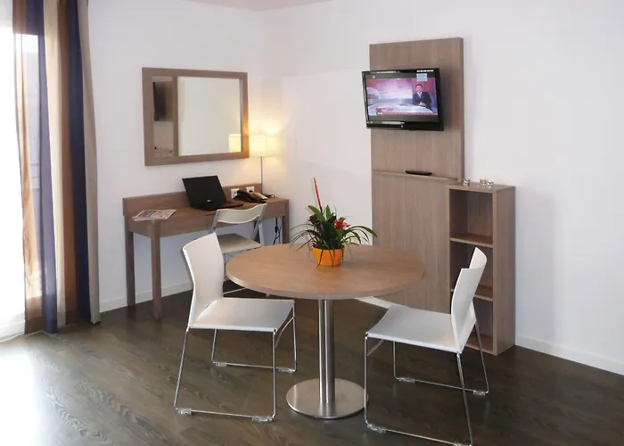 شقة فندقية Zenitude Residences Village 3*