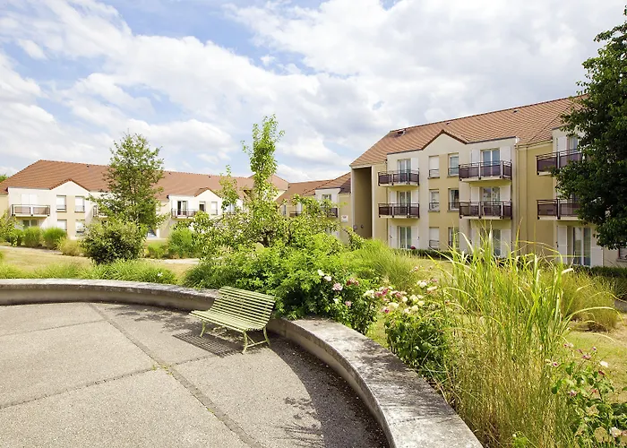 شقة فندقية Zenitude Residences Village 3*